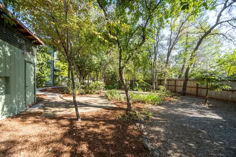 3432 Wimbledon Dr, Redding, CA 96002 photo 70