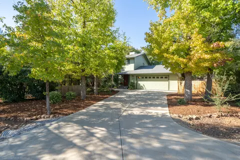 3432 Wimbledon Dr, Redding, CA 96002 photo 40