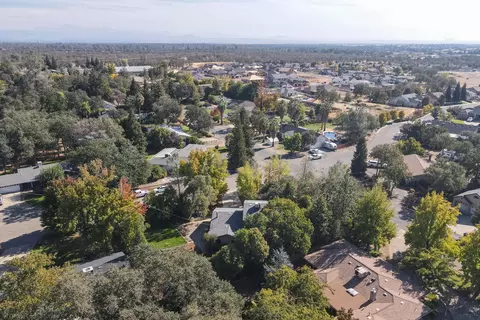 3432 Wimbledon Dr, Redding, CA 96002 photo 85