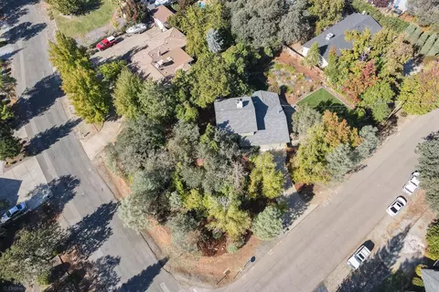 3432 Wimbledon Dr, Redding, CA 96002 photo 88