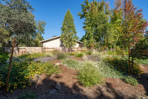 3432 Wimbledon Dr, Redding, CA 96002 photo 55
