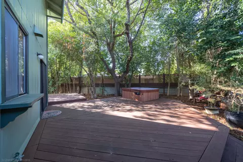 3432 Wimbledon Dr, Redding, CA 96002 photo 46