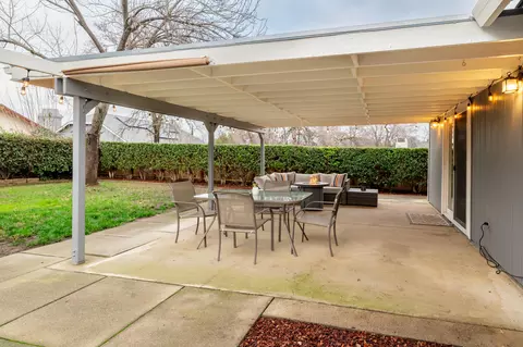 5742 Beaumont Dr, Redding, CA 96003 photo 9