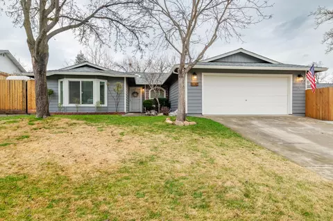5742 Beaumont Dr, Redding, CA 96003 photo 2