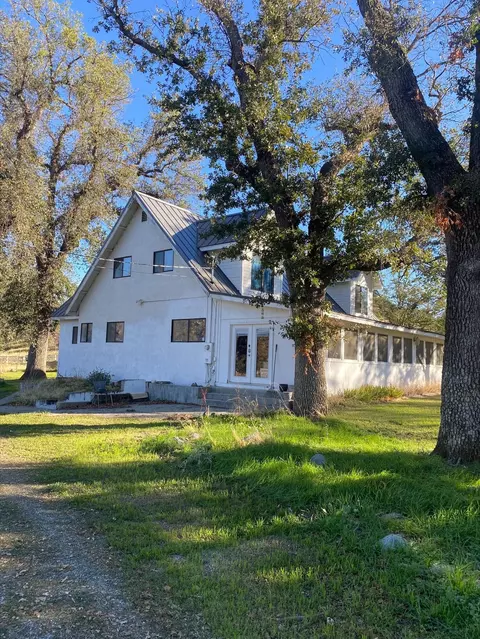 6835 S Fork Dr, Red Bluff, CA 96080 photo 5