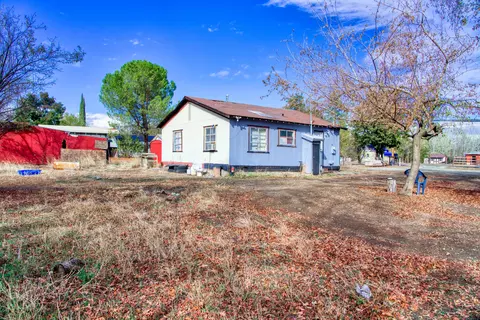 2438 Balls Ferry Rd, Anderson, CA 96007 photo 3