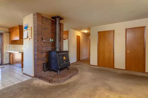 463 Peppertree Ln, Redding, CA 96003 photo 5