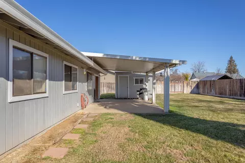 463 Peppertree Ln, Redding, CA 96003 photo 16