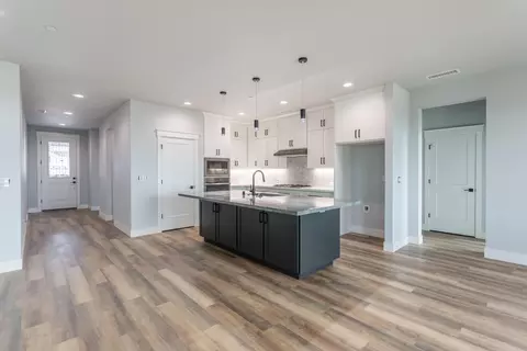 3447 Footbridge Ct, Redding, CA 96003 photo 7