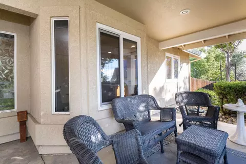 4677 Oak Glen Dr, Redding, CA 96001 photo 4