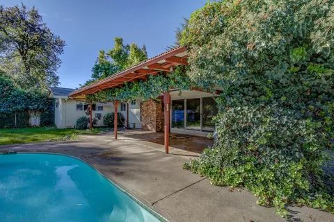 4879 Alta Camino Dr, Redding, CA 96002 photo 37
