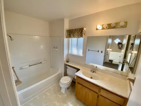 711 Alamine Dr, Redding, CA 96003 photo 10