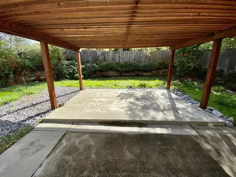 711 Alamine Dr, Redding, CA 96003 photo 16