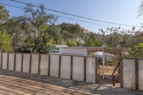 14865 Lamoine Dr, Redding, CA 96003 photo 4