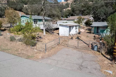 14865 Lamoine Dr, Redding, CA 96003 photo 2