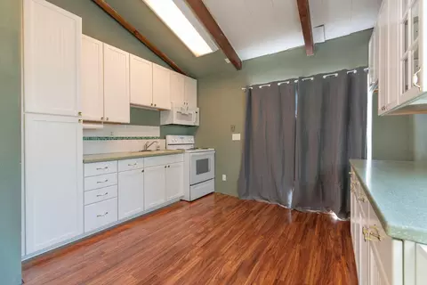 14865 Lamoine Dr, Redding, CA 96003 photo 3