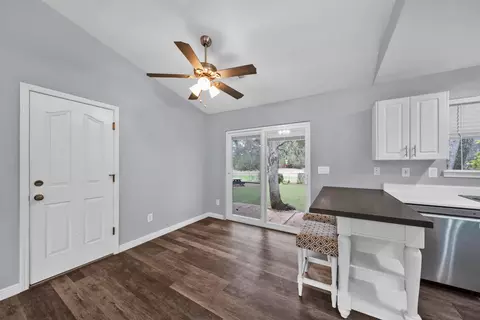 4429 Cynthia Way, Redding, CA 96002 photo 12