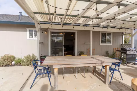 942 Montcrest Dr, Redding, CA 96003 photo 14