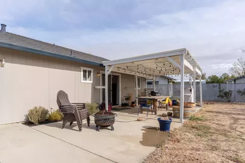 942 Montcrest Dr, Redding, CA 96003 photo 13