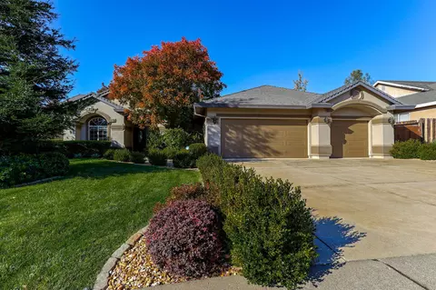 2248 Drexel Way, Redding, CA 96001