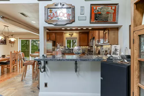 3978 Morningsun Dr, Redding, CA 96002 photo 9