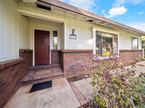 1850 El Verano St, Redding, CA 96002 photo 2