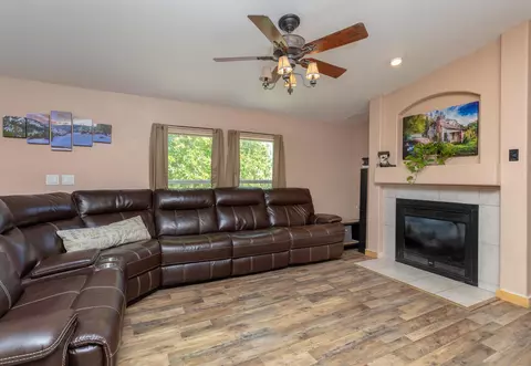 22049 Chase Ave, Corning, CA 96021 photo 3