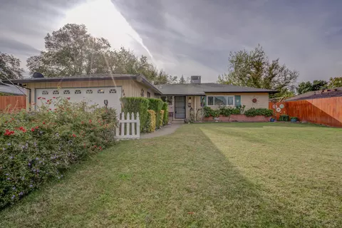 845 Shasta Ave, Red Bluff, CA 96080 photo 2