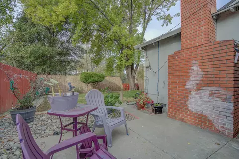 910 Poplar Dr, Red Bluff, CA 96080 photo 16