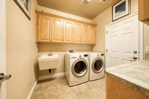 472 River Park Dr, Redding, CA 96003 photo 25