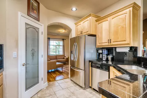 472 River Park Dr, Redding, CA 96003 photo 12