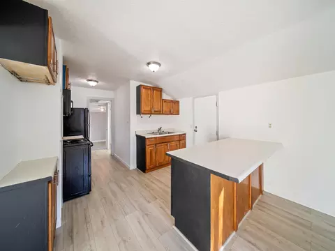1055 Harpole Rd, Redding, CA 96002 photo 10