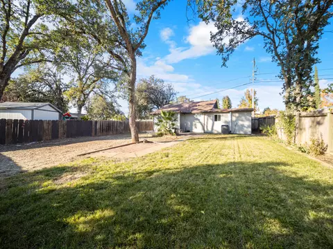 1055 Harpole Rd, Redding, CA 96002 photo 21