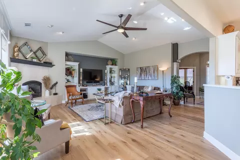 1731 Crosby Ln, Redding, CA 96003 photo 8
