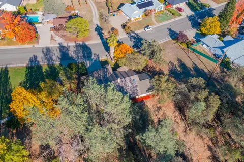 2889 Howard Dr, Redding, CA 96001 photo 35