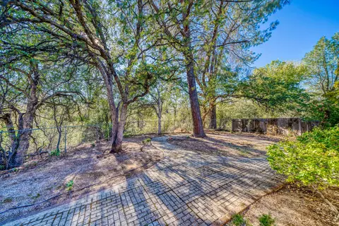 2889 Howard Dr, Redding, CA 96001 photo 32
