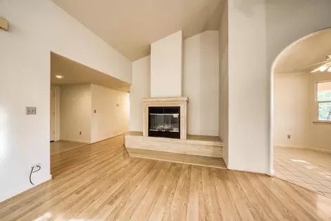 2889 Howard Dr, Redding, CA 96001 photo 5