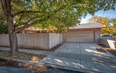 899 South St, Redding, CA 96001 photo 3
