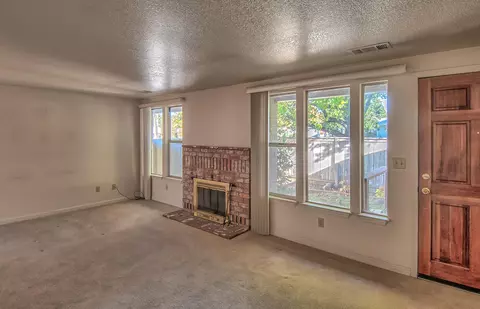 899 South St, Redding, CA 96001 photo 7