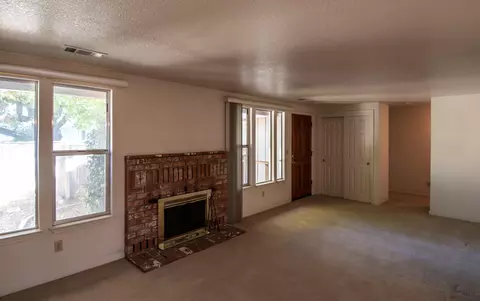 899 South St, Redding, CA 96001 photo 8