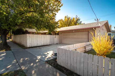 899 South St, Redding, CA 96001 photo 5