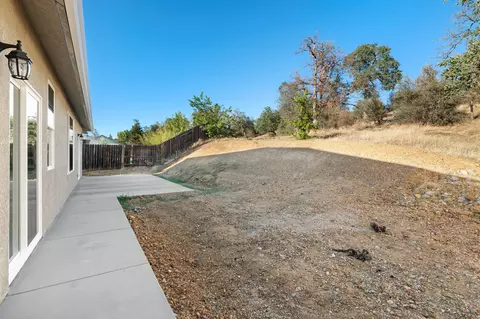 605 Valleybrook Dr, Redding, CA 96003 photo 18