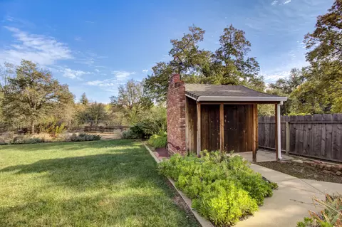 655 Oleta Dr, Redding, CA 96003 photo 38