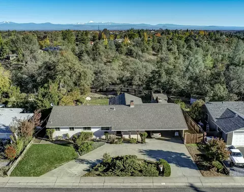 655 Oleta Dr, Redding, CA 96003 photo 6