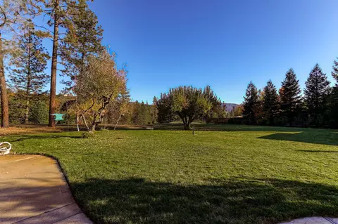 444 Easter Ave, Weaverville, CA 96093 photo 29
