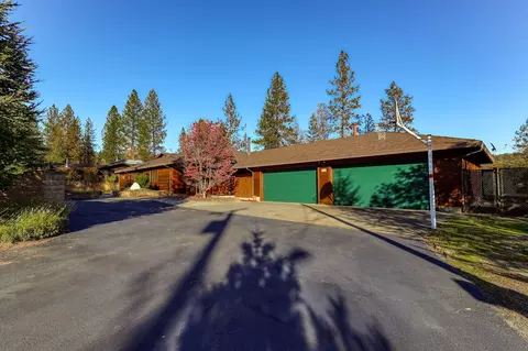 444 Easter Ave, Weaverville, CA 96093 photo 4
