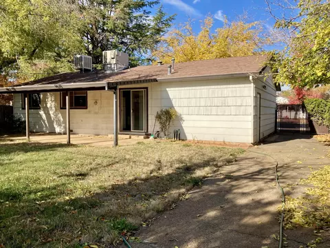2055 Venus Way, Redding, CA 96002 photo 13