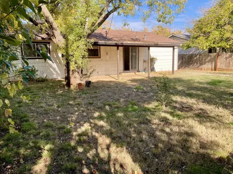 2055 Venus Way, Redding, CA 96002 photo 11
