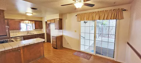 6451 El Camino Dr, Redding, CA 96001 photo 5