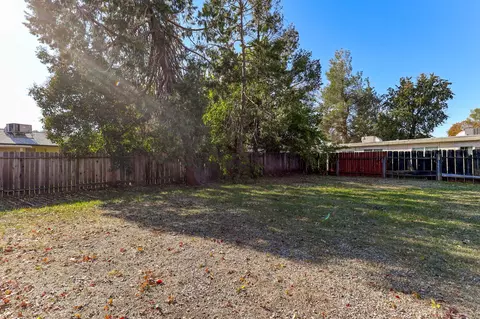 1113 Echo Rd, Redding, CA 96002 photo 41